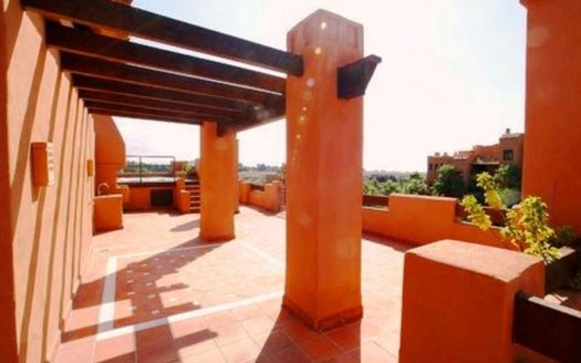 Ático de 3 dormitorios en Puerto Banus