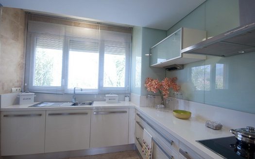 Ático de 2 dormitorios en Nueva Andalucia