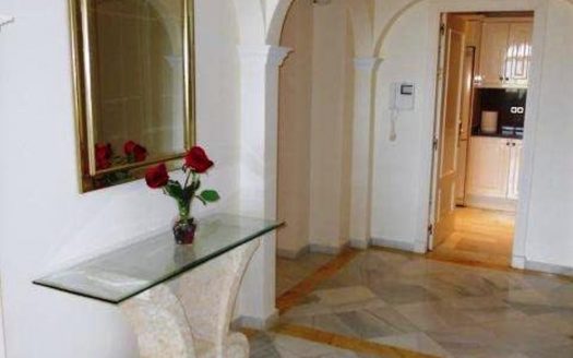 Apartamento de 3 dormitorios en Magna Marbella