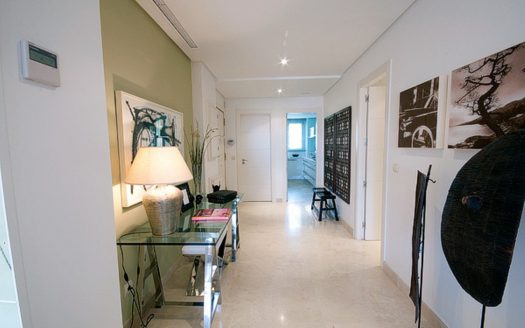 Ático de 2 dormitorios en Nueva Andalucia