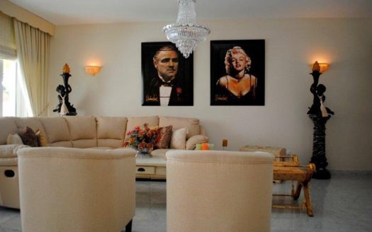 Apartamento de 4 dormitorios en Puerto Banus