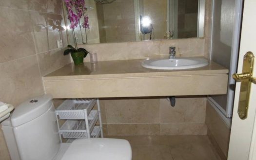 Apartamento de 2 dormitorios en Puerto Banus