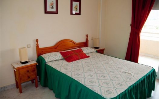 Apartamento de 2 dormitorios en Puerto Banus