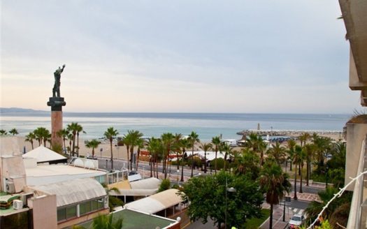 Apartamento de 2 dormitorios en Puerto Banus