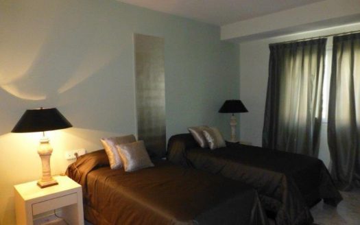 Ático de 3 dormitorios en Puerto Banus