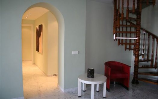 Ático de 3 dormitorios en Puerto Banus