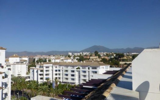 Ático de 3 dormitorios en Puerto Banus