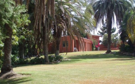 Villa de 8 dormitorios en Milla de Oro