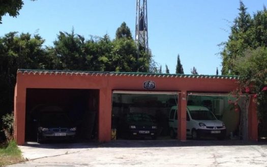 Villa de 8 dormitorios en Milla de Oro