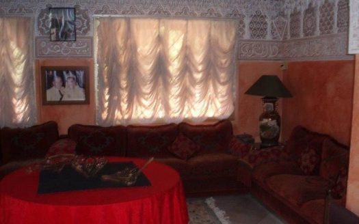 Villa de 8 dormitorios en Milla de Oro