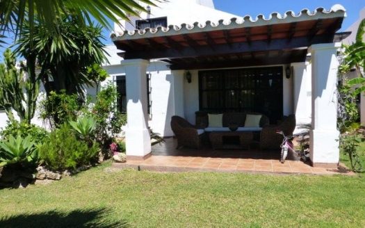 Villa de 5 dormitorios en Milla de Oro