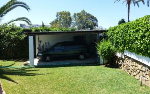 Villa de 5 dormitorios en Milla de Oro