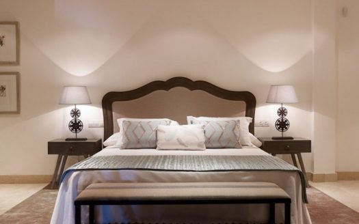 Ático de 4 dormitorios en Milla de Oro