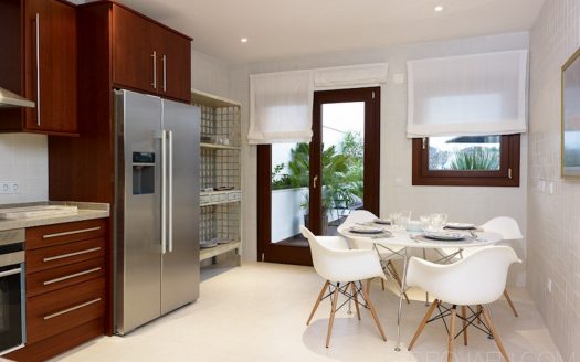 Ático de 4 dormitorios en Milla de Oro