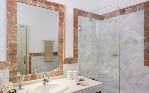 Ático de 4 dormitorios en Milla de Oro