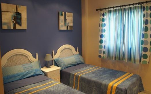 Apartamento de 2 dormitorios en Puerto Banus