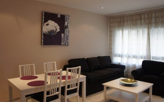 Apartamento de 2 dormitorios en Puerto Banus