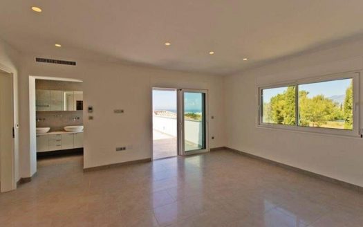 Villa de 4 dormitorios en El Rosario