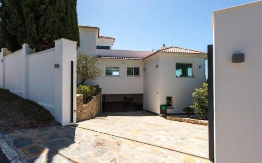 Villa de 4 dormitorios en El Rosario
