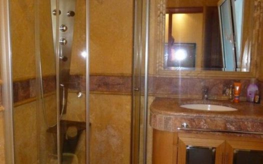 Apartamento de 2 dormitorios en Puerto Banus