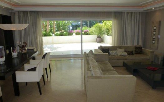 Apartamento de 2 dormitorios en Puerto Banus