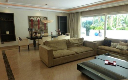 Apartamento de 2 dormitorios en Puerto Banus