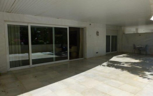 Apartamento de 2 dormitorios en Puerto Banus