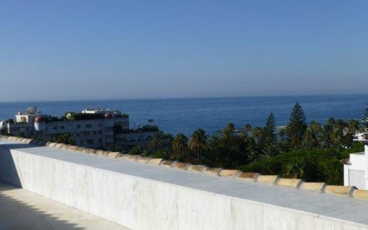 Ático de 3 dormitorios en Puerto Banus
