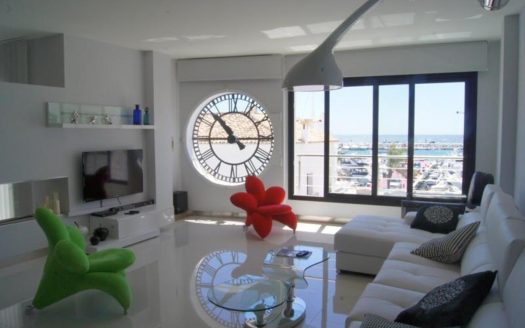 Apartamento de 2 dormitorios en Puerto Banus