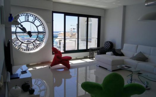 Apartamento de 2 dormitorios en Puerto Banus