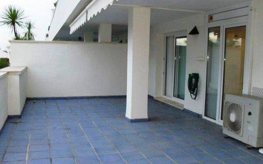 Apartamento de 2 dormitorios en Nueva Andalucia