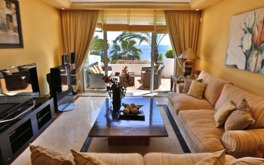 Ático de 3 dormitorios en Puerto Banus