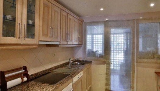 Ático de 3 dormitorios en Puerto Banus