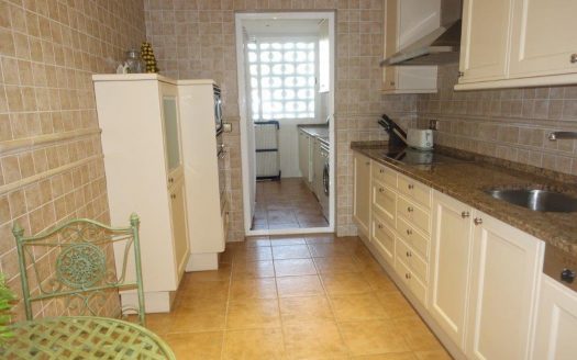 Apartamento de 3 dormitorios en Puerto Banus