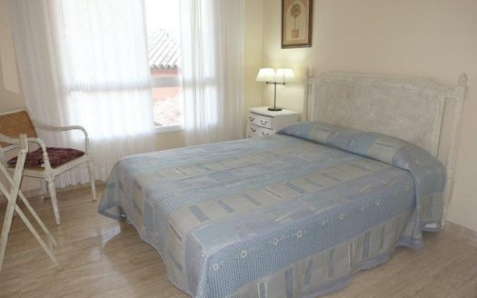Apartamento de 3 dormitorios en Puerto Banus