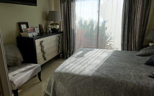 Ático de 3 dormitorios en Puerto Banus