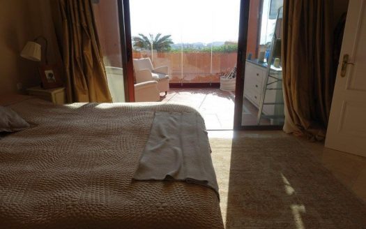 Ático de 3 dormitorios en Puerto Banus