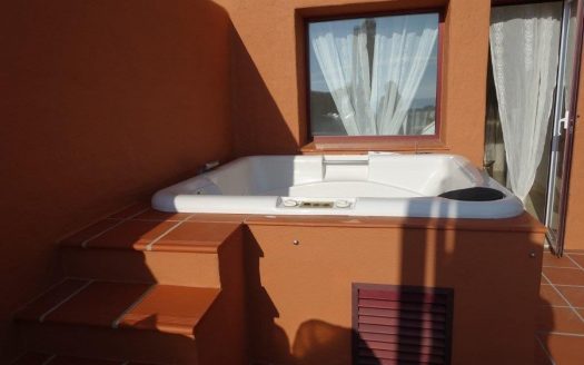 Ático de 3 dormitorios en Puerto Banus