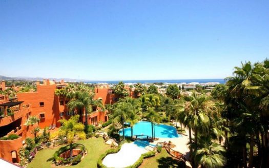 Ático de 3 dormitorios en Puerto Banus