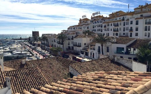 Apartamento de 5 dormitorios en Puerto Banus