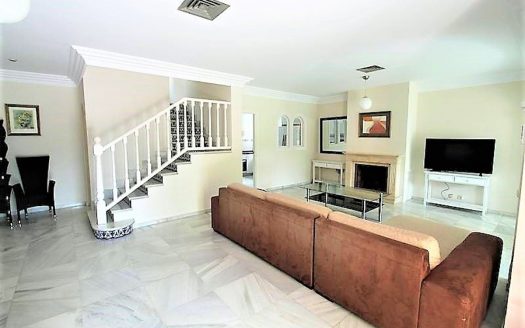 Villa de 5 dormitorios en Puerto Banus