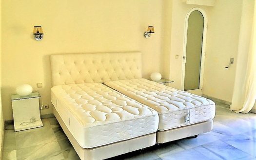 Villa de 5 dormitorios en Puerto Banus