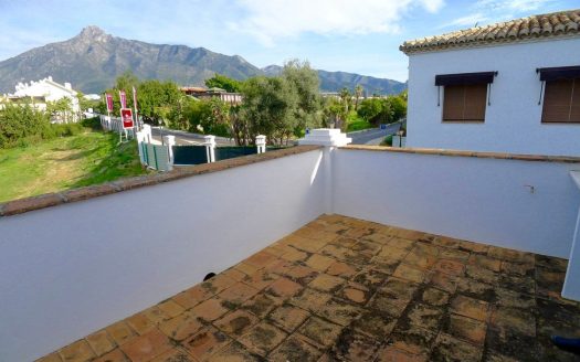 Adosado de 2 dormitorios en Milla de Oro