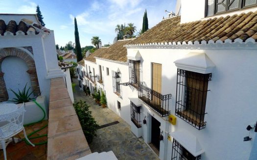 Adosado de 2 dormitorios en Milla de Oro