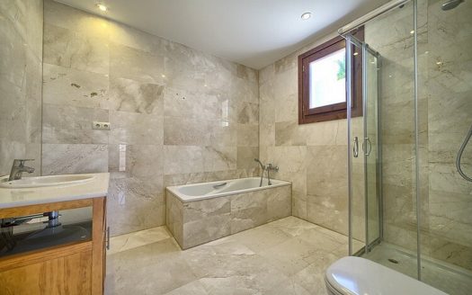 4 bedrooms Villa in El Padron