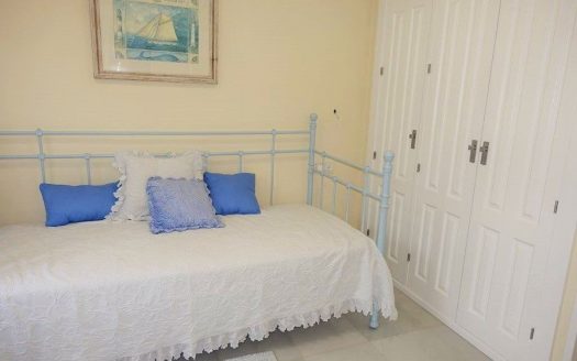 Villa de 4 dormitorios en Nueva Andalucia