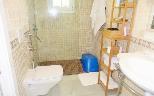 Villa de 4 dormitorios en Nueva Andalucia