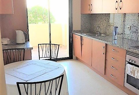 2 bedrooms Apartment in Benahavis