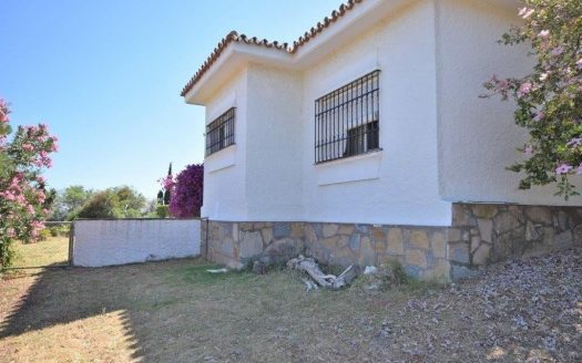 4 bedrooms Villa in Estepona