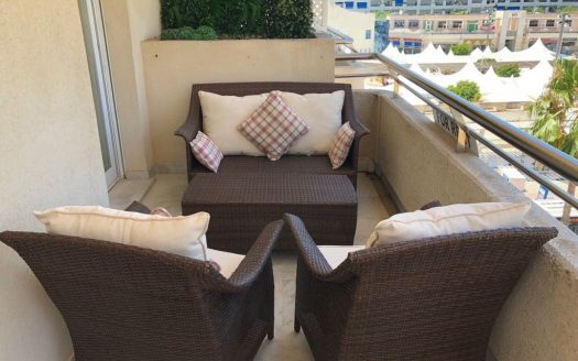 Apartamento de 2 dormitorios en Puerto Banus